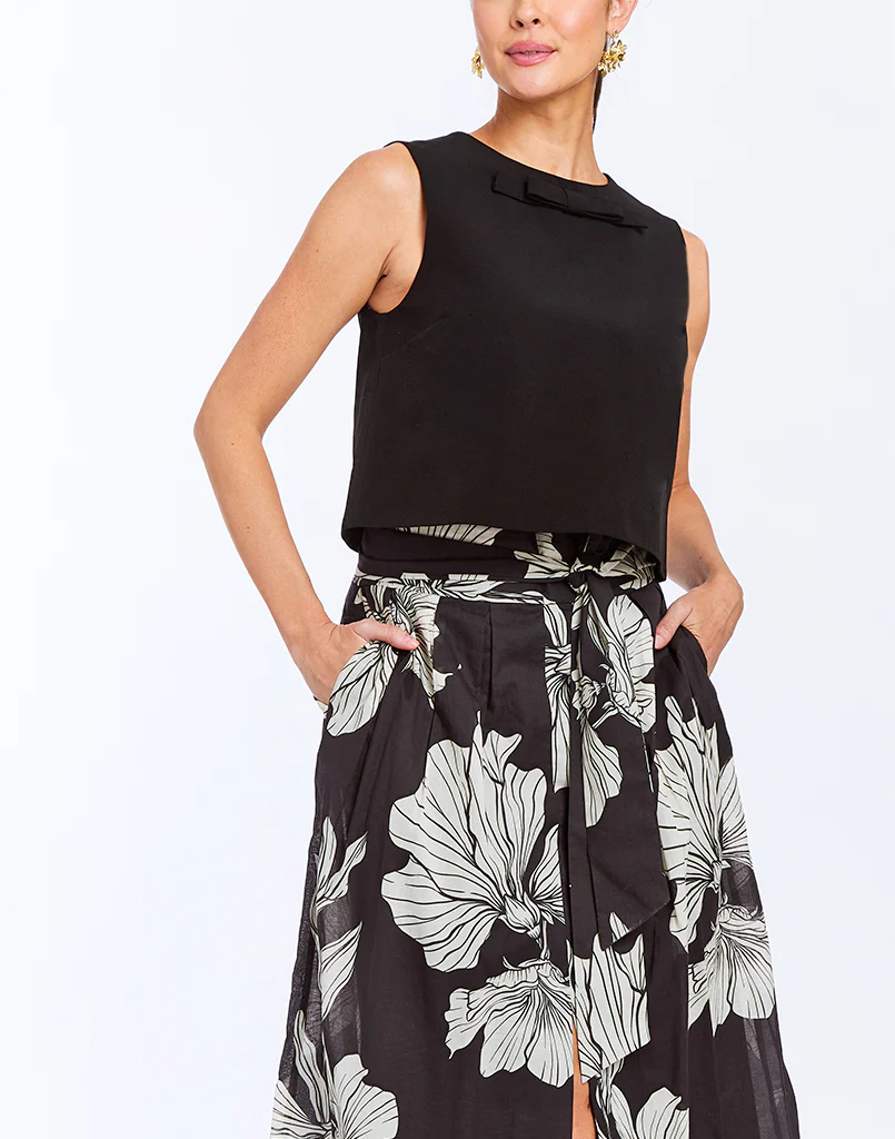 Bianca Black Bow Top - Image 4
