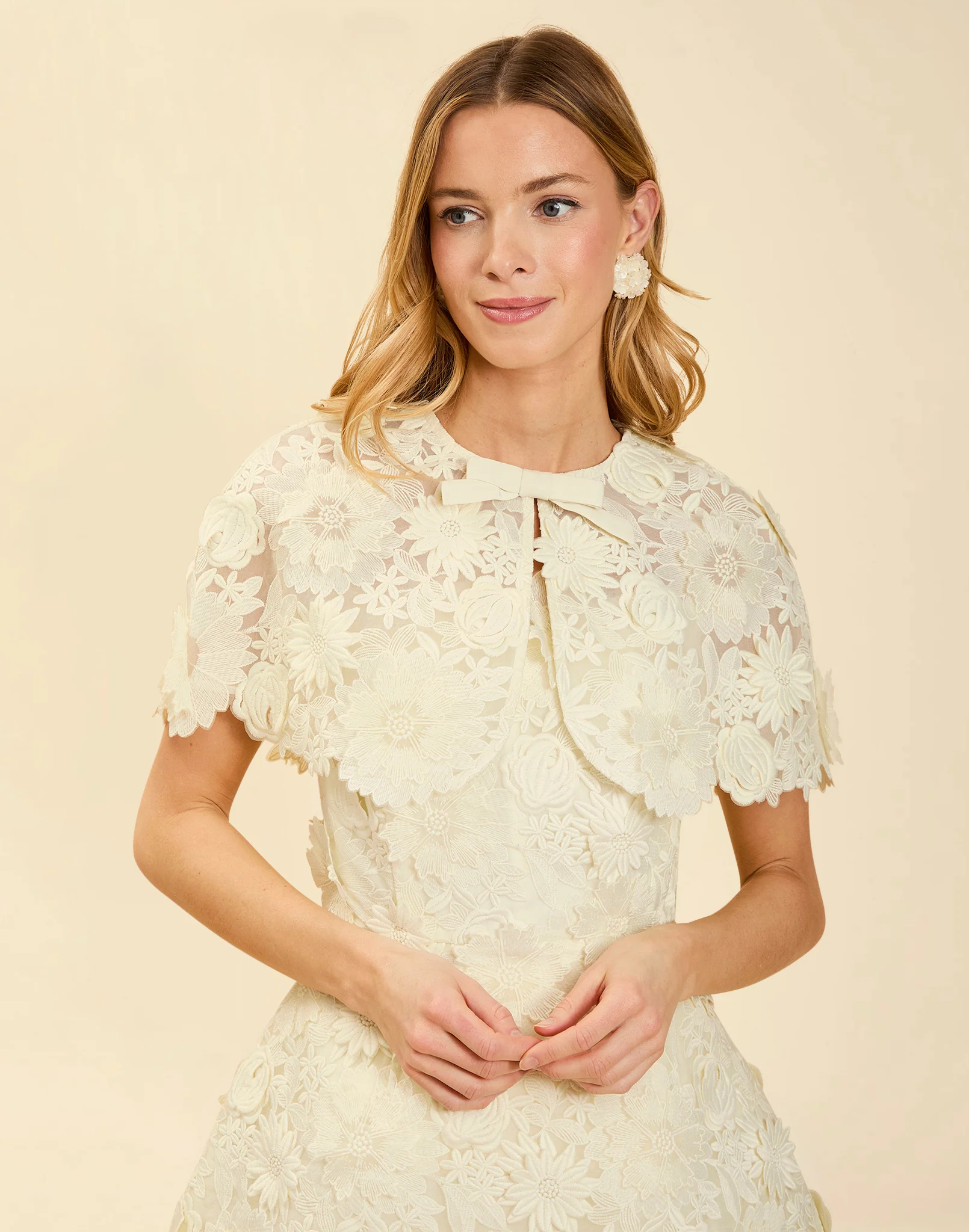 Carolina Lace Capelet - Image 2